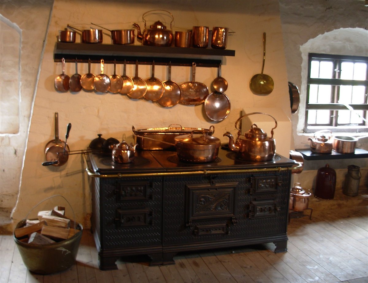 Старинная кухонная утварь