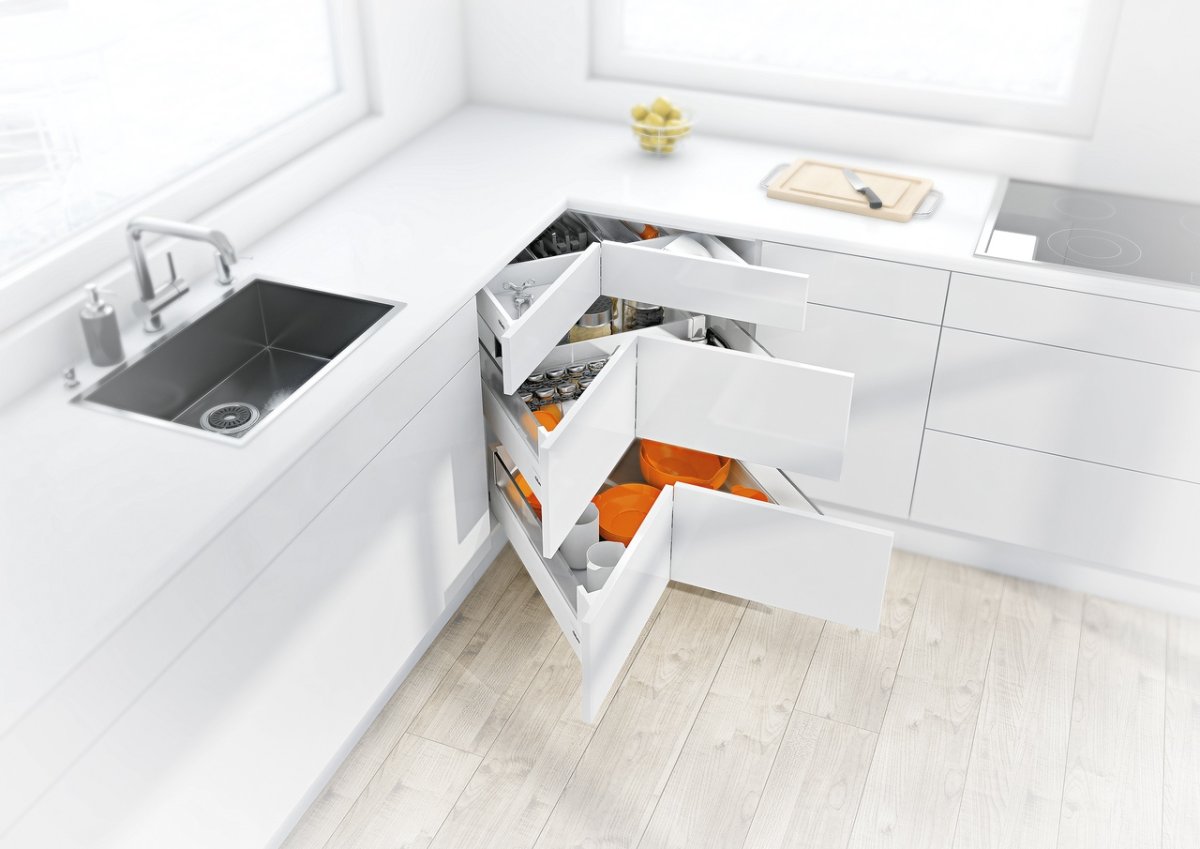 Спейс Корнер Блюм