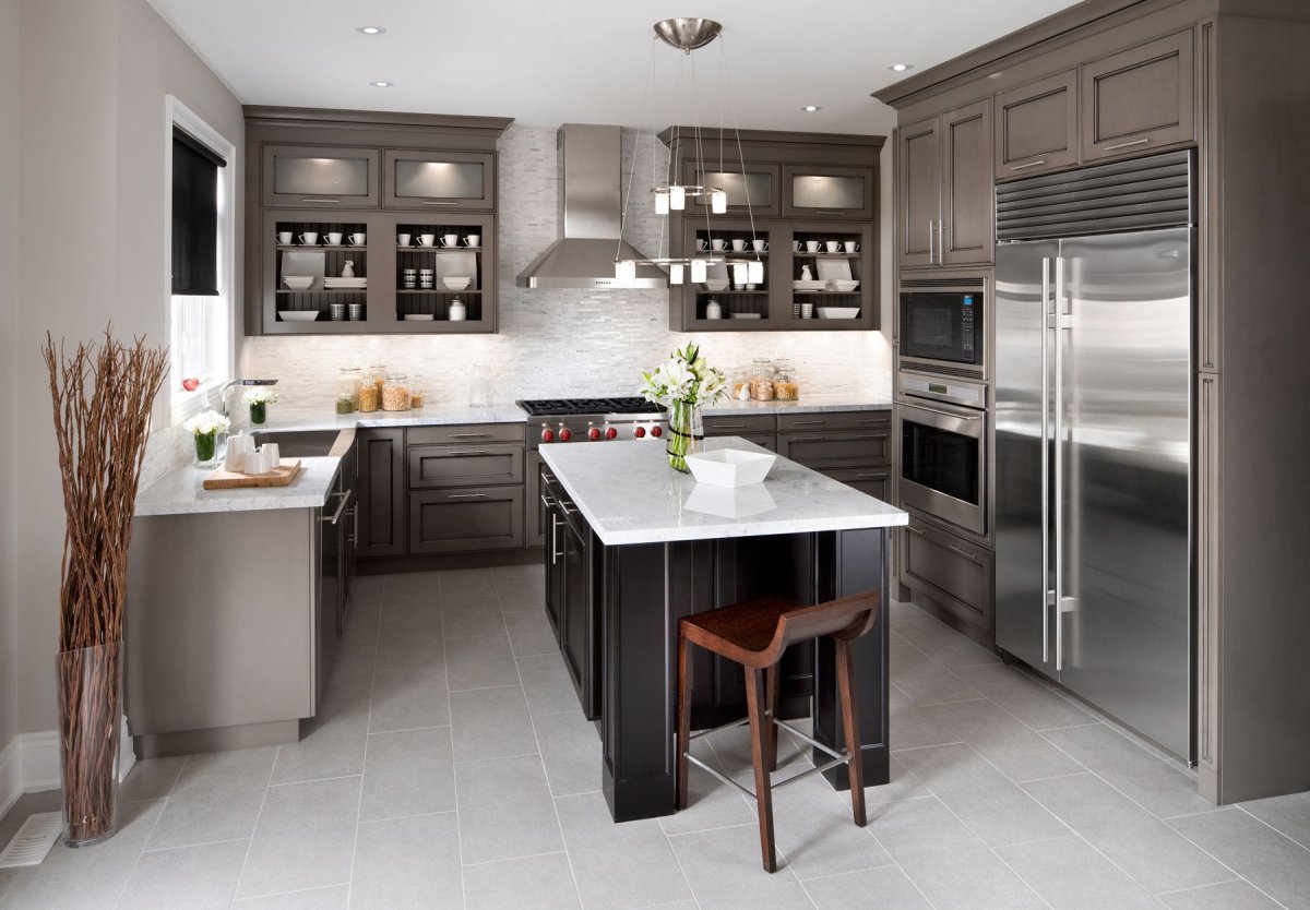 Кухня в холодных оттенках