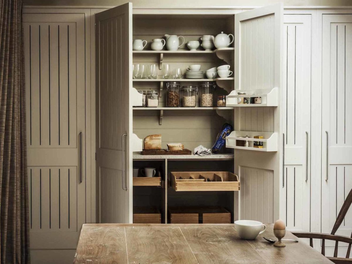 Лорена кладовые