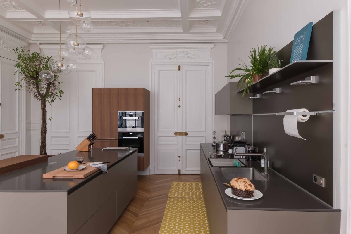 Интерьер квартиры Парижа кухни