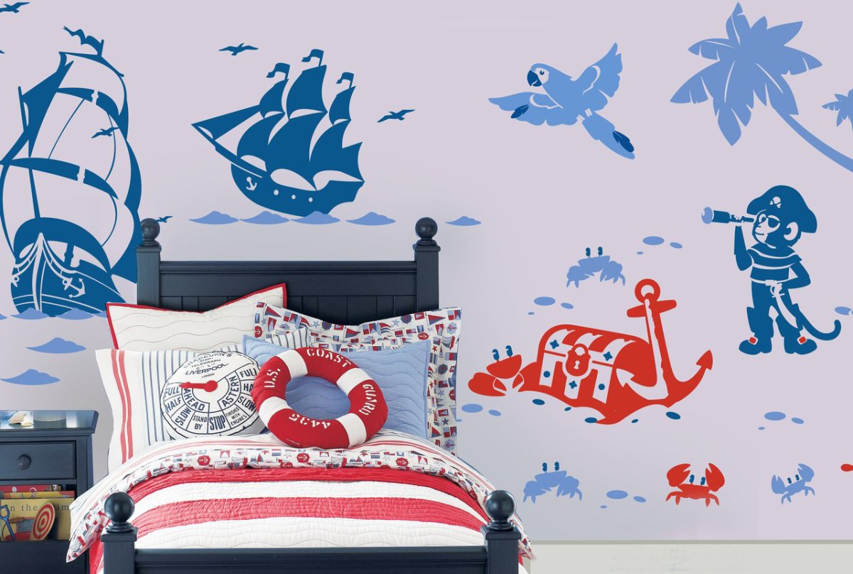 Стена в морском стиле