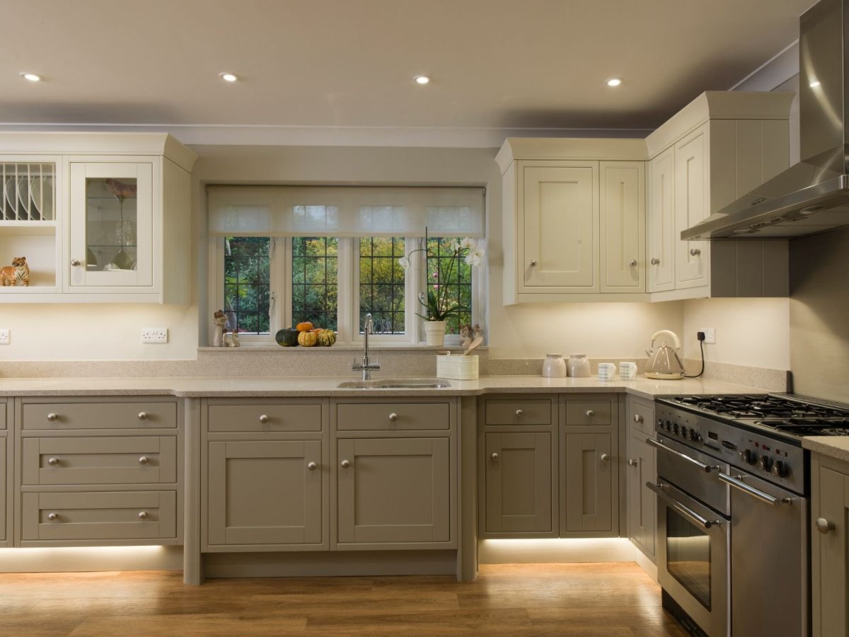 Кухня цвет слоновая кость