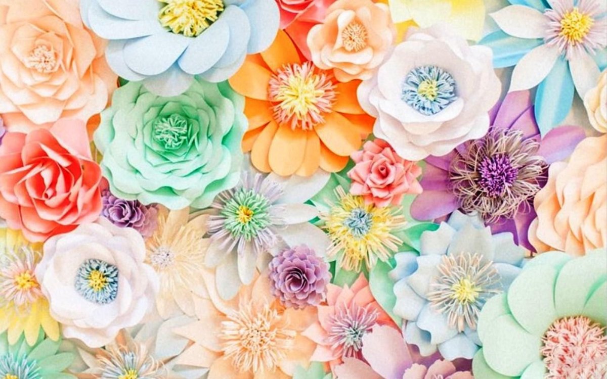 Объёмные цветы фон