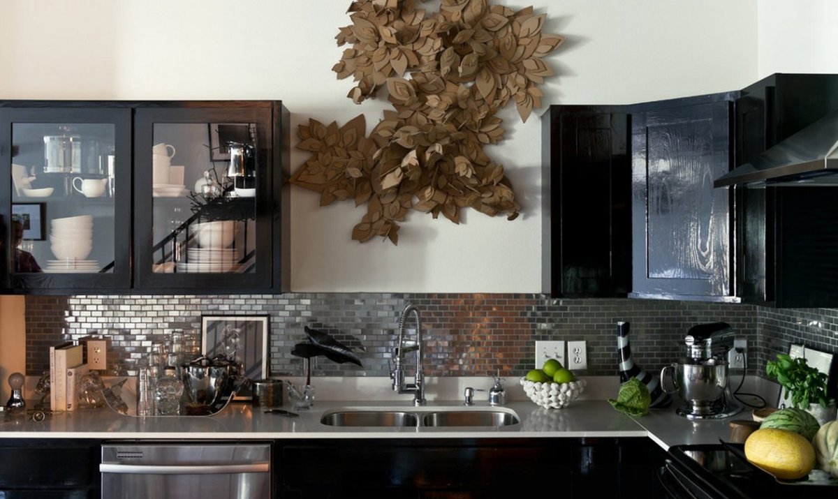 Металлический фартук для кухни