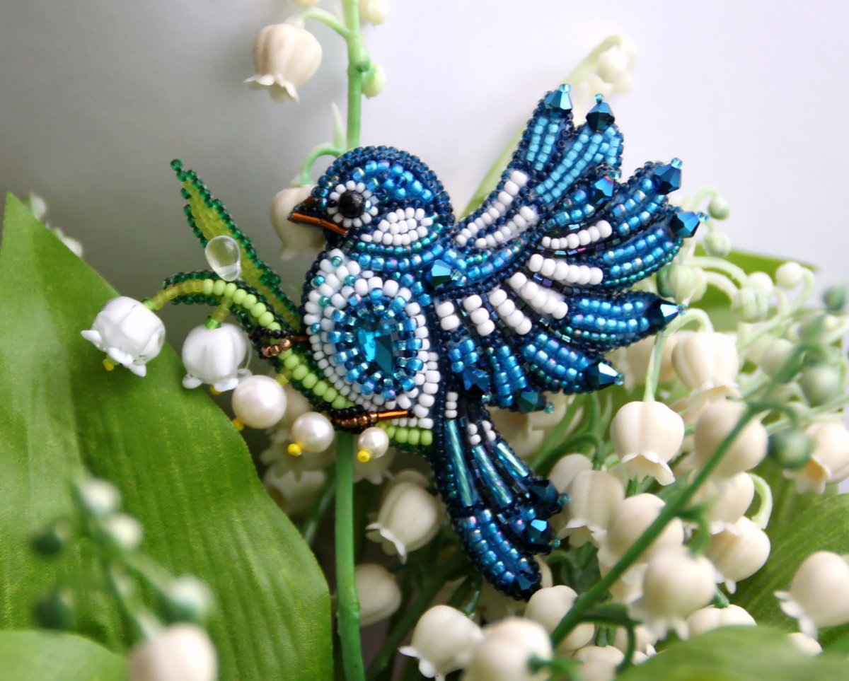 Птичка из бисера