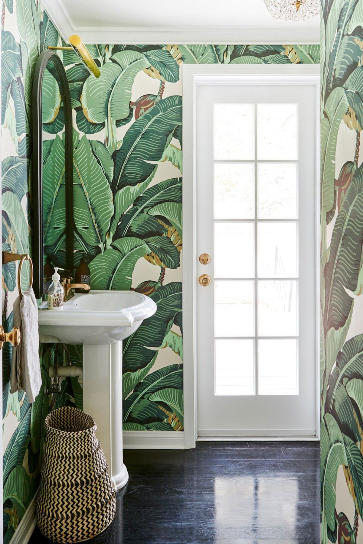 Плитка в тропическом стиле