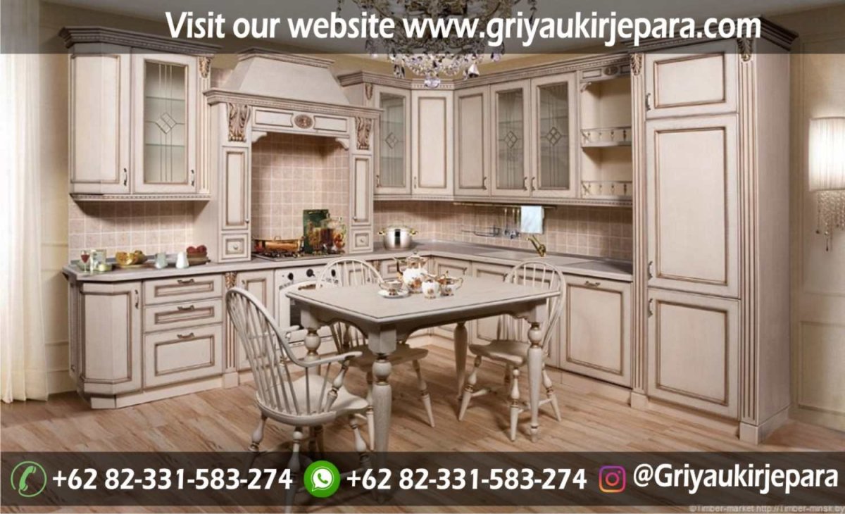 Кухни классика светлые с патиной