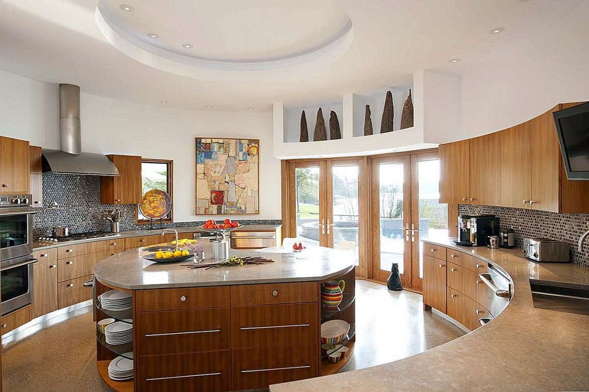 Кухня в круглом доме