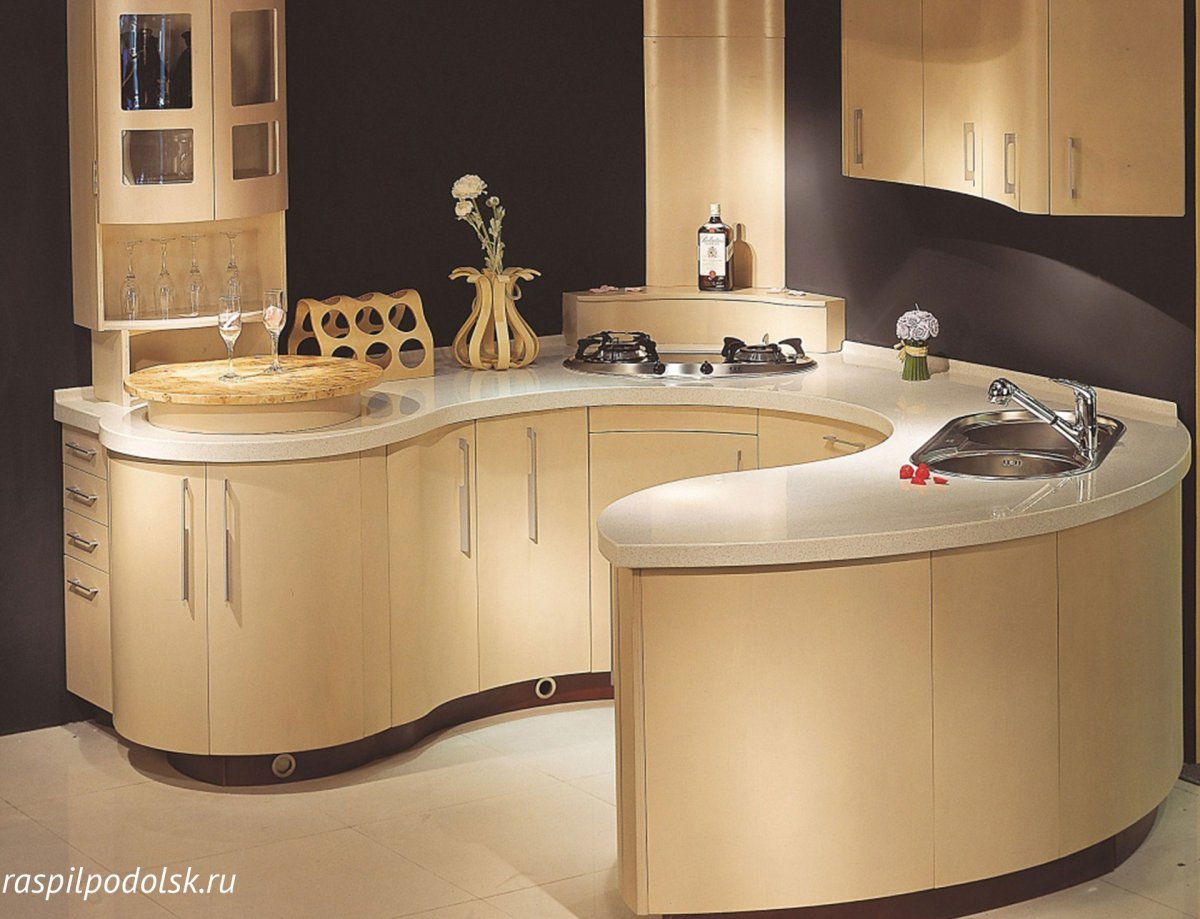 Полукруглый кухонный гарнитур