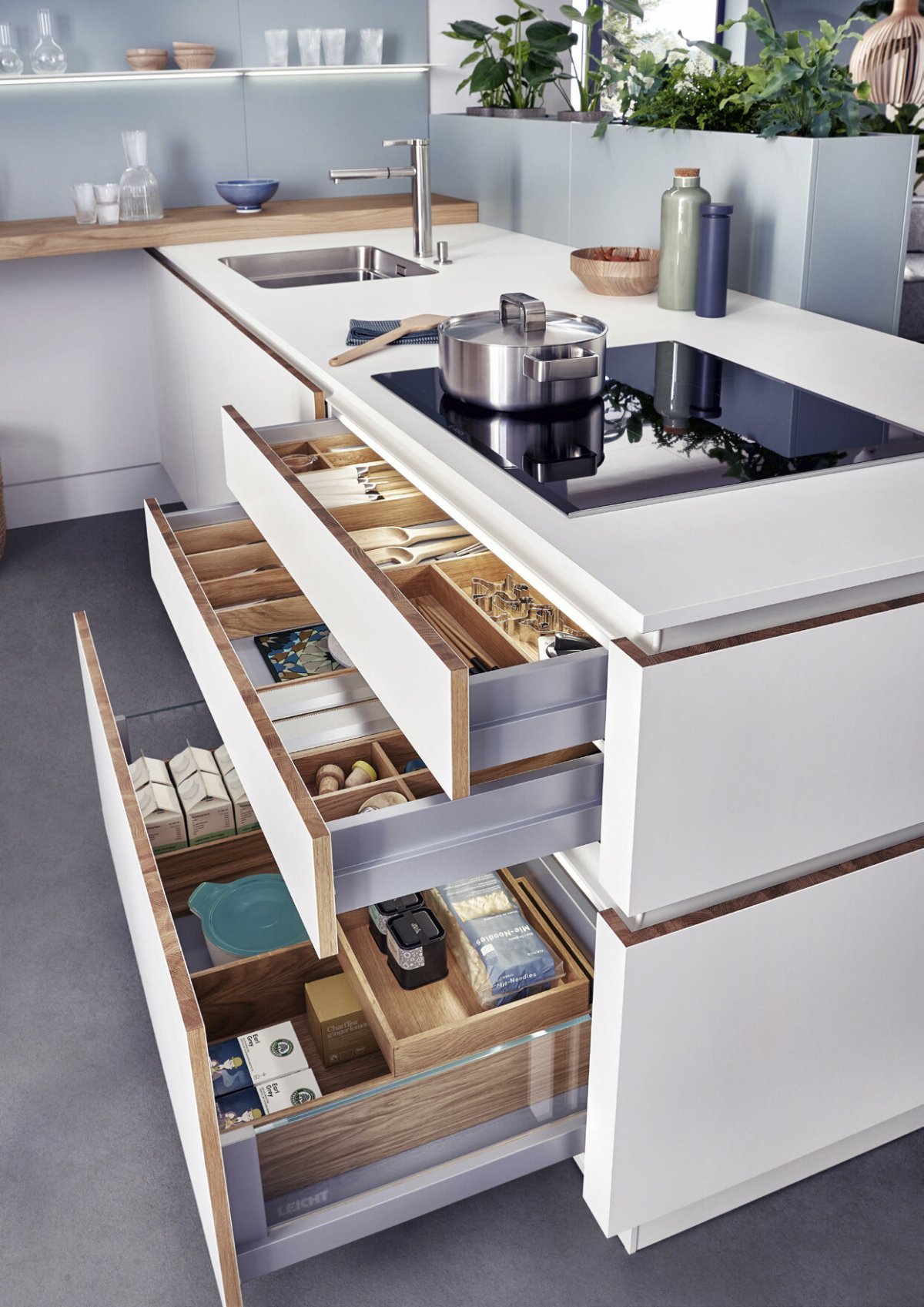 Кухня leicht белая