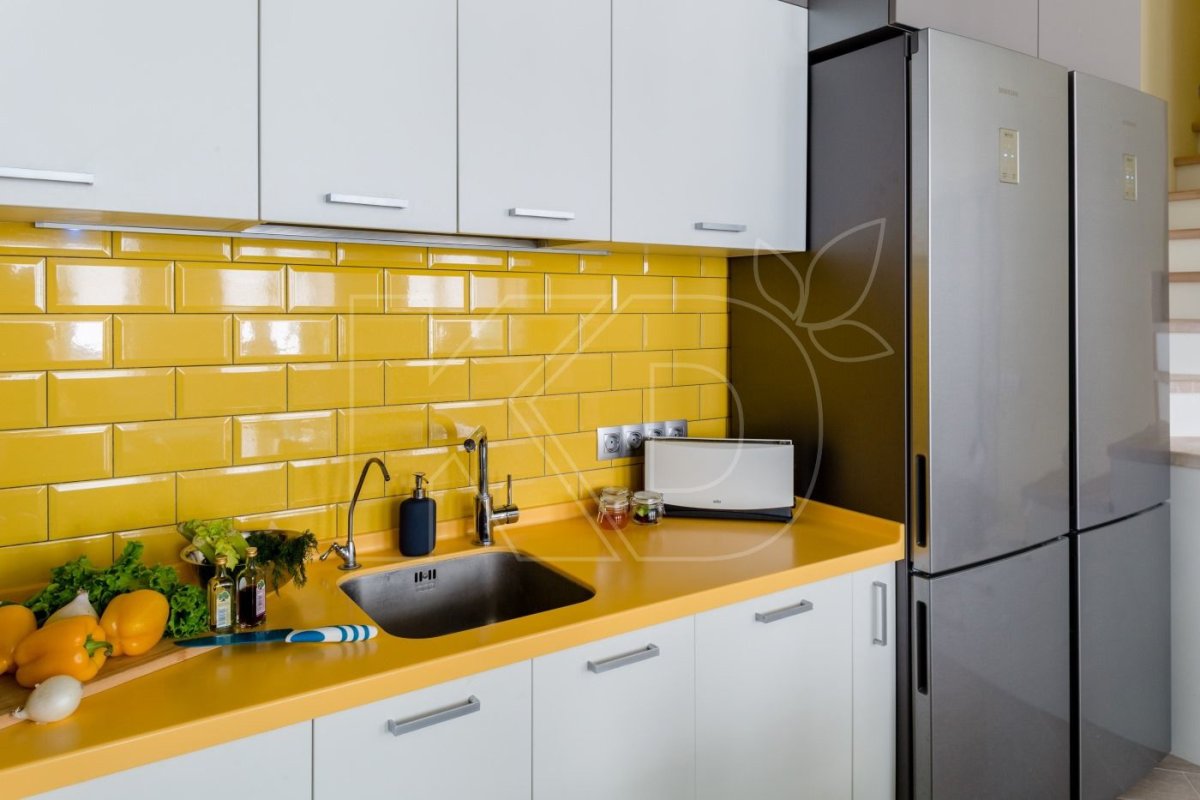 Кухня Эмма кухонный двор в интерьере фото