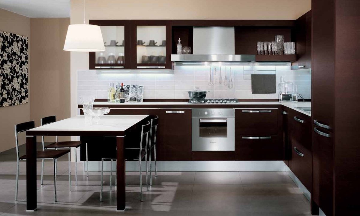 Кухня цвет венге и бежевый