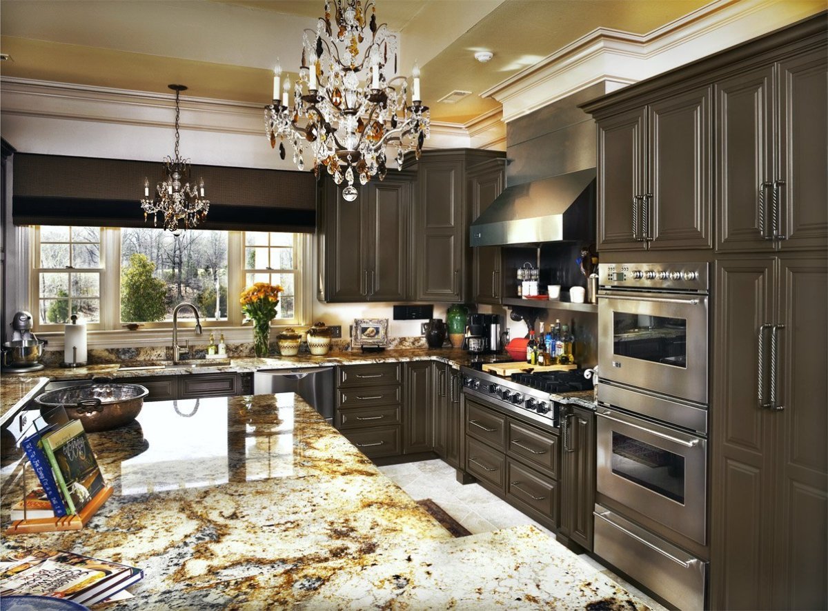 Кухня в темно коричневом цвете