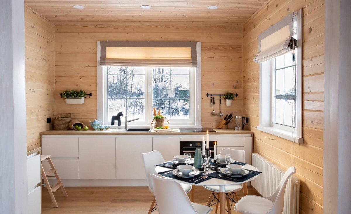Кухня в скандинавском стиле в деревянном доме