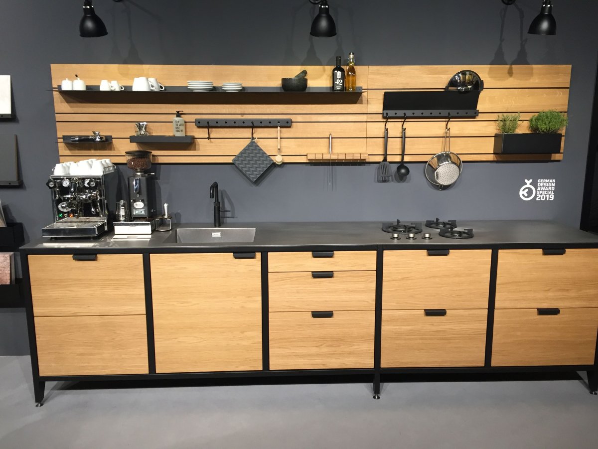 Кухонный гарнитур из металла в стиле лофт