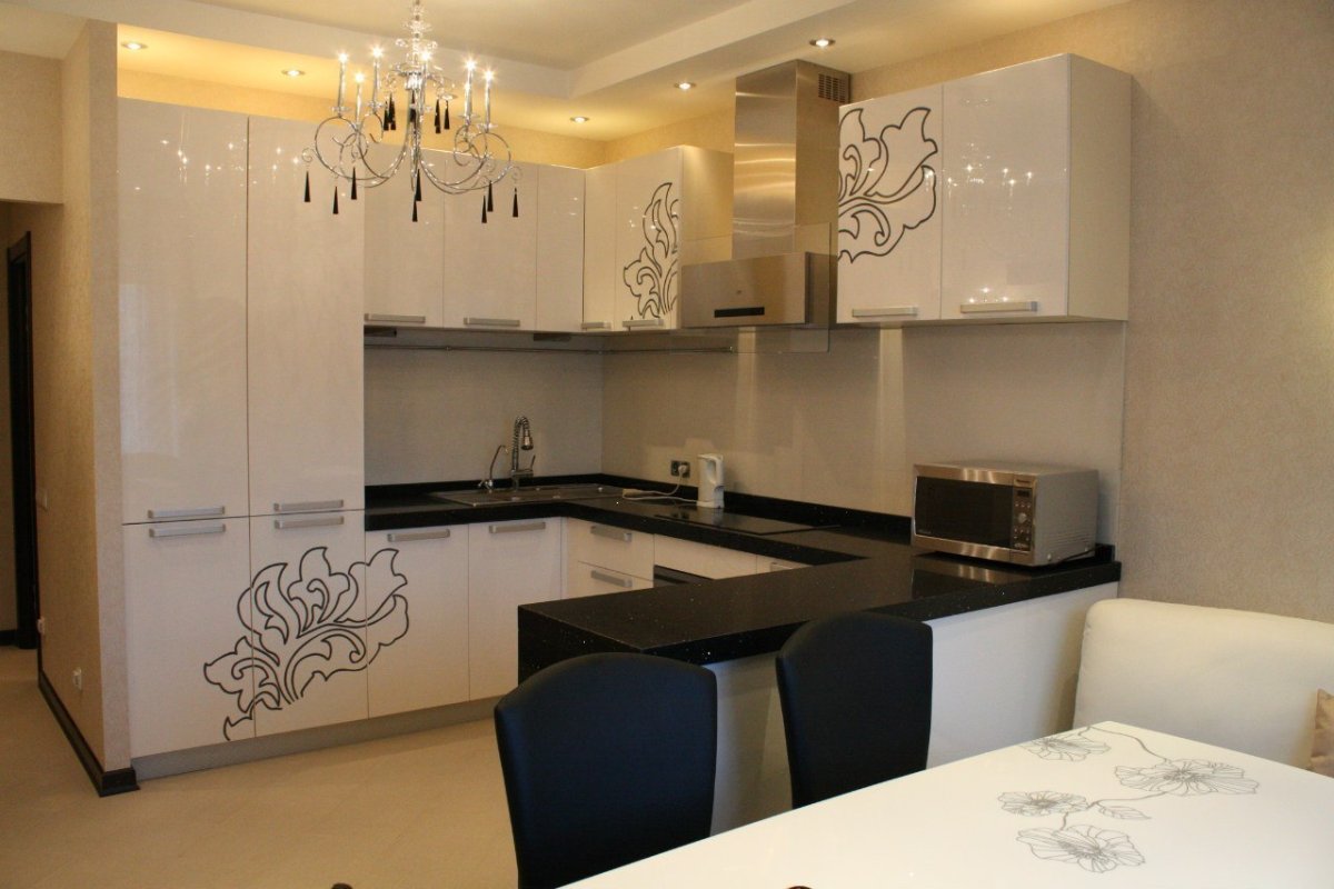 Красивая кухонный гарнитур однокомнатной квартиры