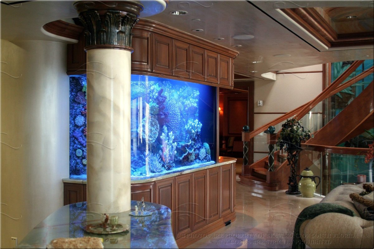 Аквариум в классическом стиле