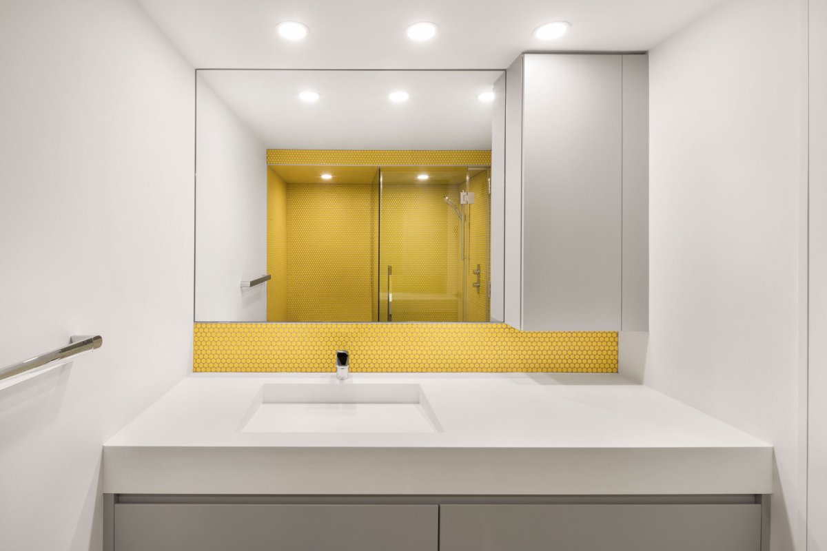 Ванная комната Минимализм с подсветкой