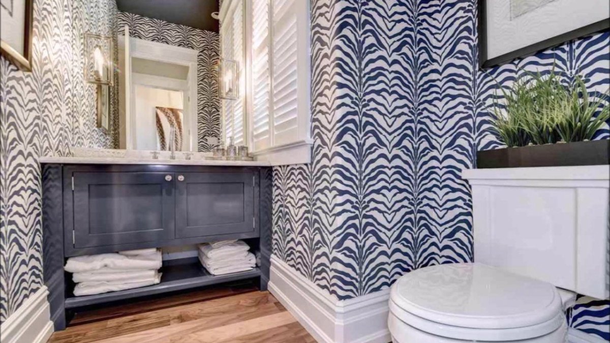 Обои в санузле