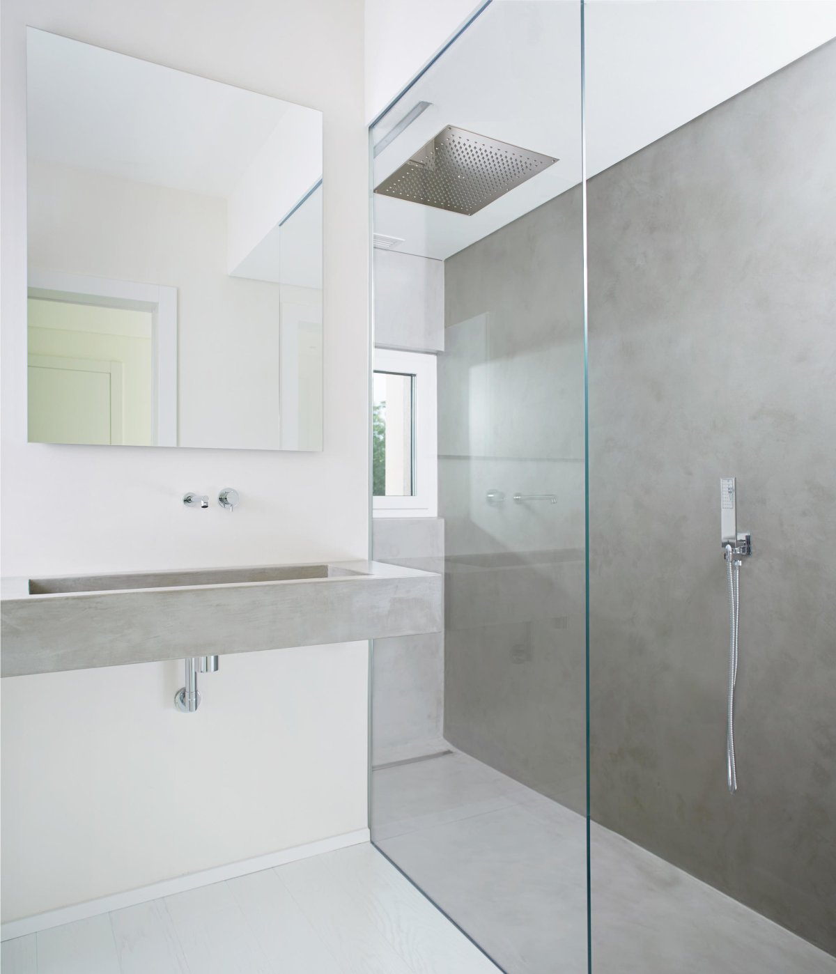 Белый микроцемент в ванной комнате