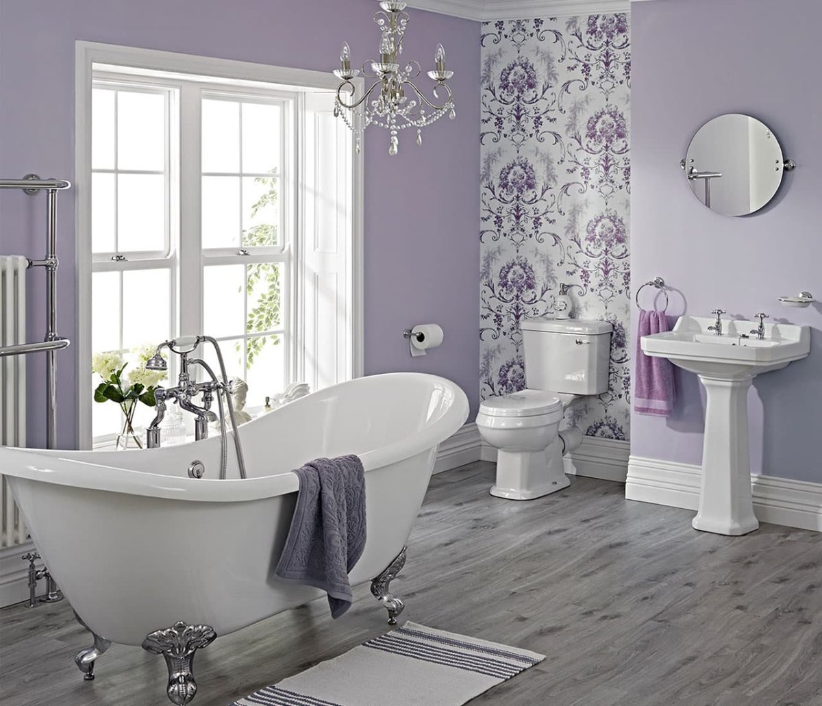 Стеклообои в интерьере ванной