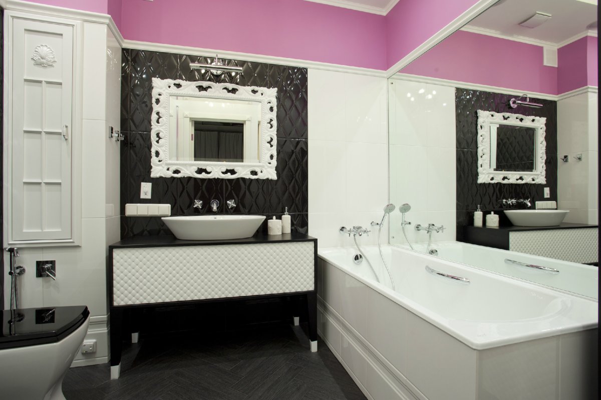 Ванная в стиле арт деко белая