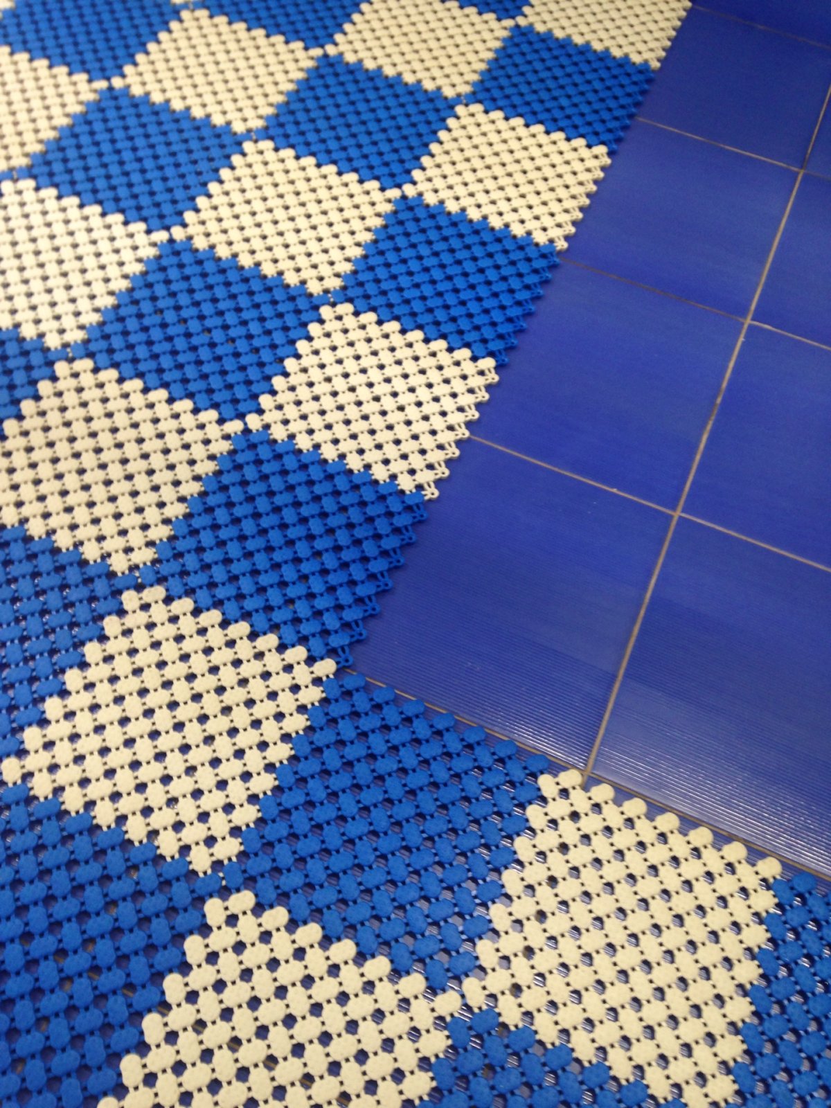 Модульное противоскользящее покрытие Бриз