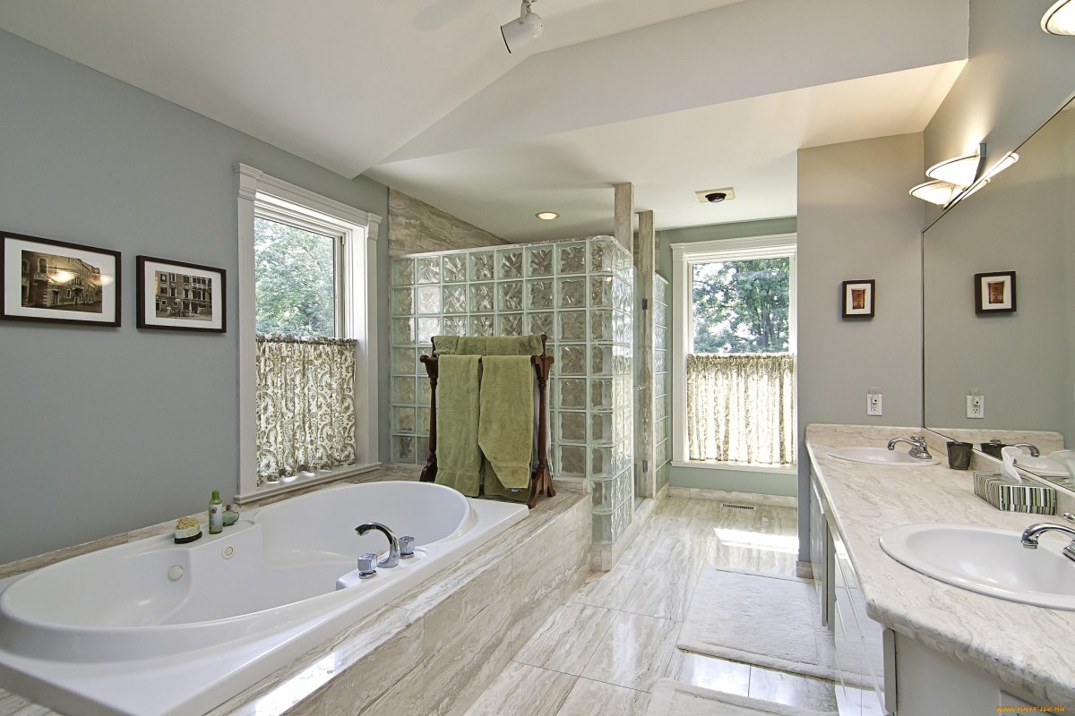 Красивая ванная комната