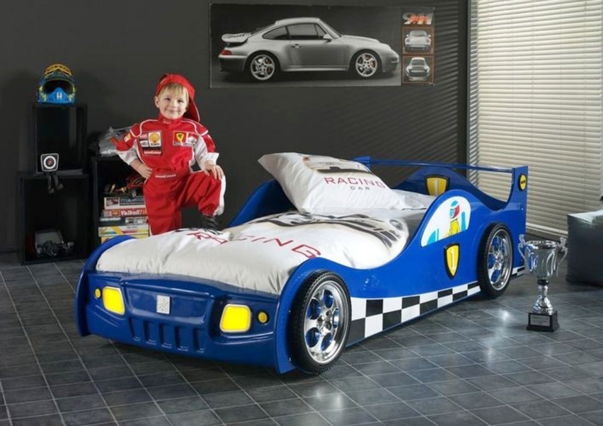 Кровати в виде машинок для детей которые родились
