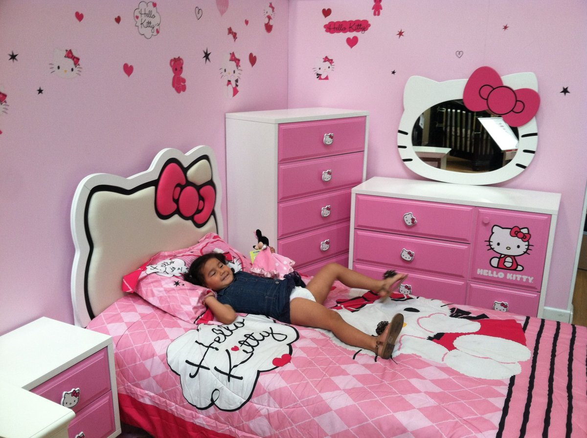 Детская мебель Хеллоу Китти