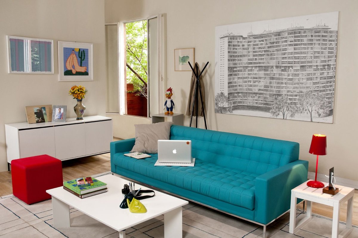 Диван прямой яркие в интерьере