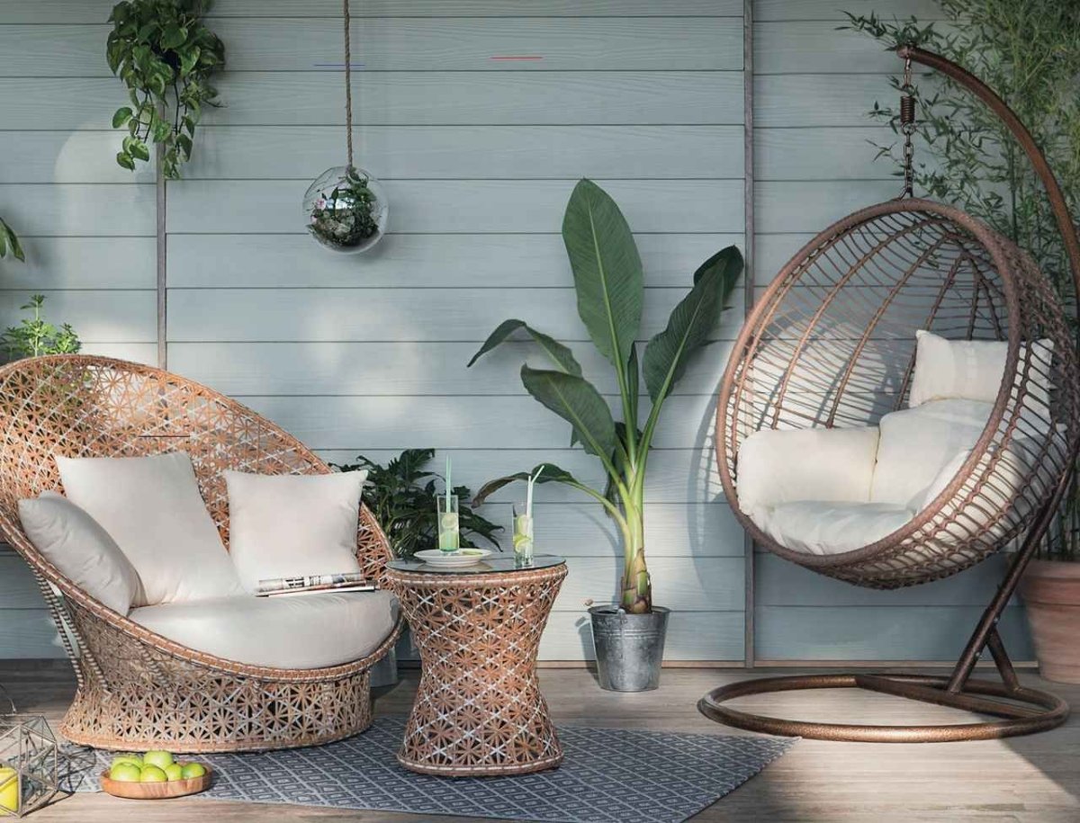 Ротанговая мебель на балкон