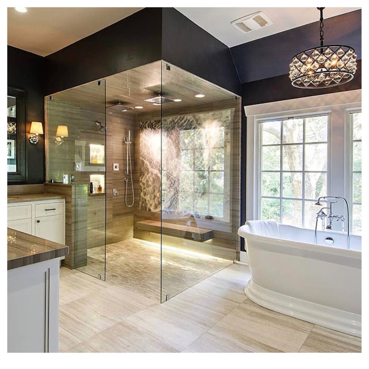 Самые красивые душевые комнаты