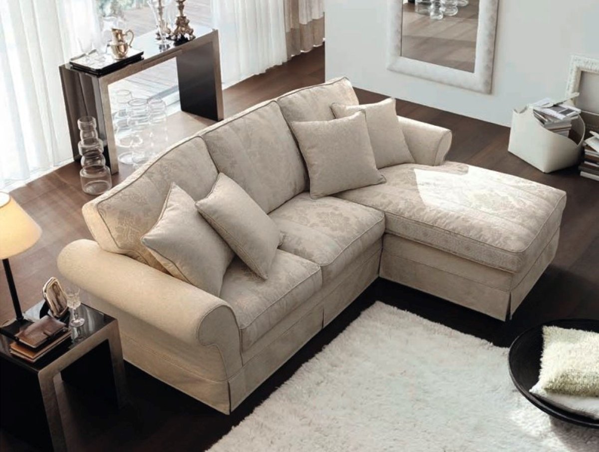 Диван с оттоманкой в интерьере