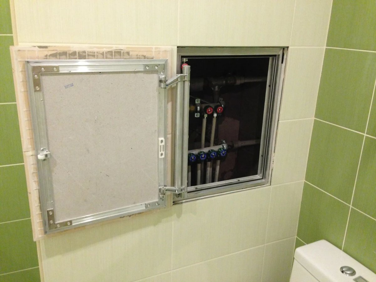 Узел установки ревизионных лючков