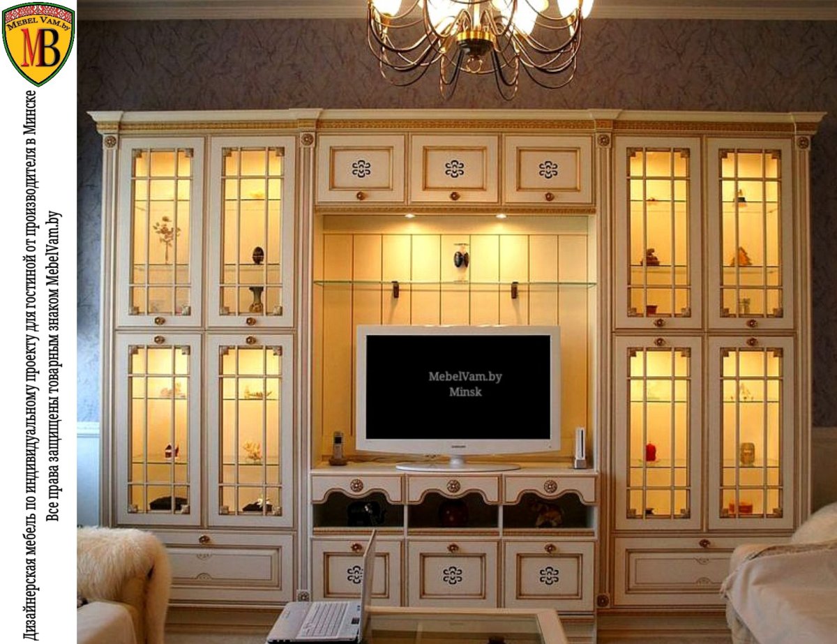 Классический шкаф в гостиную