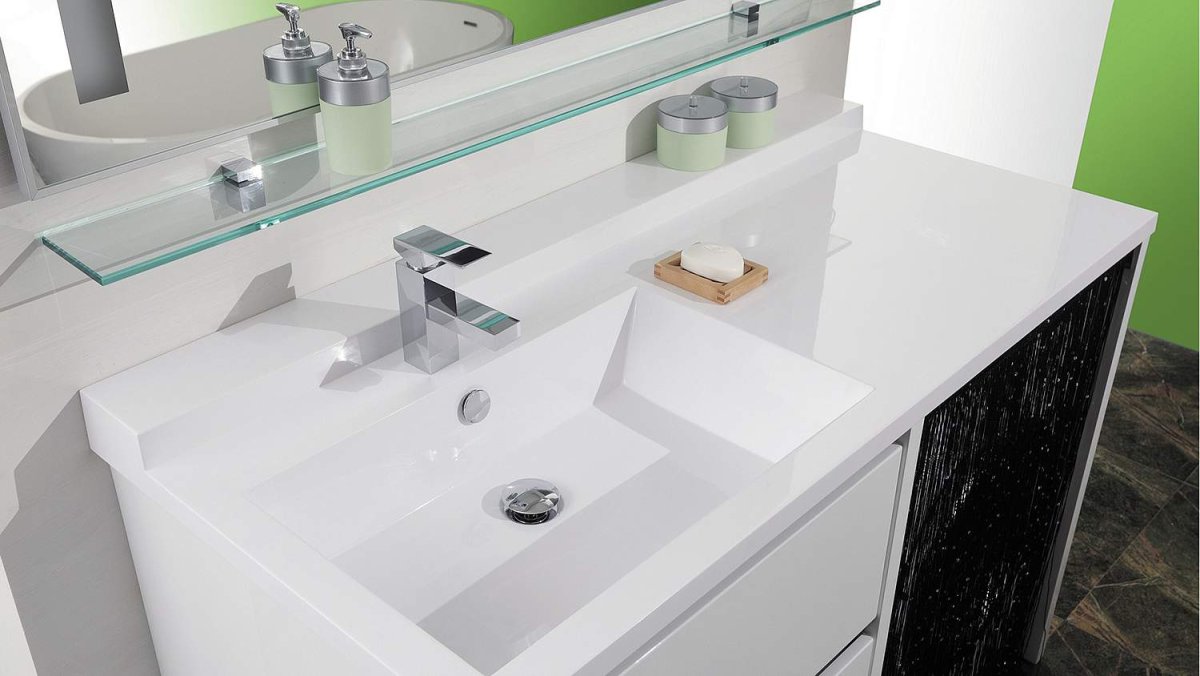 Раковина цвет и стиль Спартак 135 l