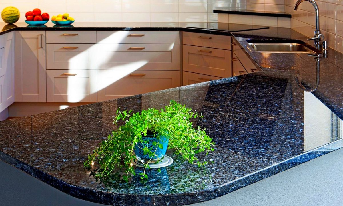 Столешница из гранита