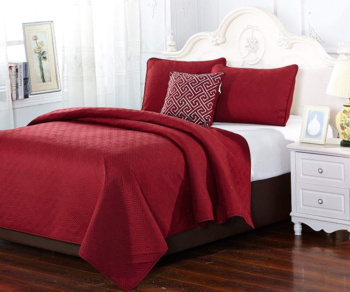 Покрывала красные