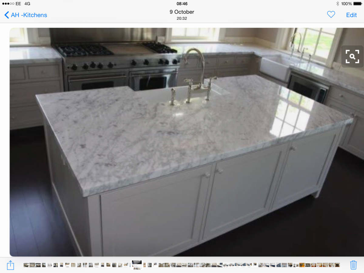 Мрамор Каррара белый столешница