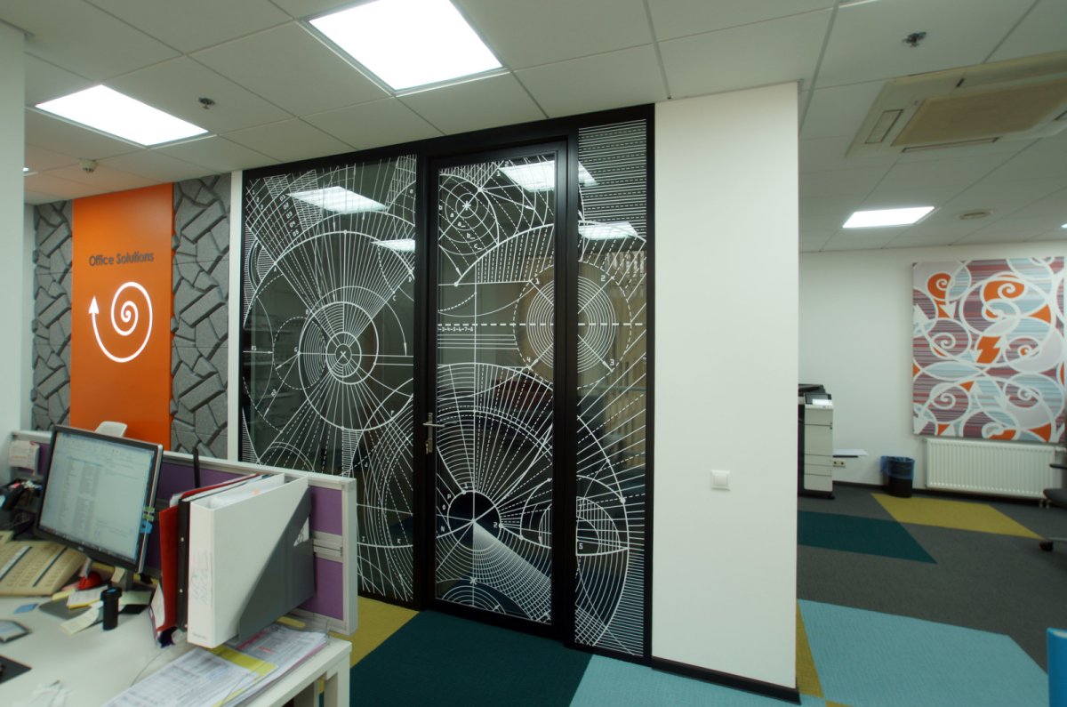 Декоративная пленка для офисных перегородок
