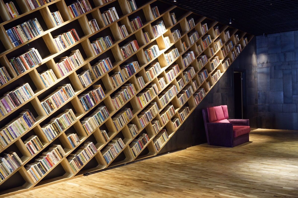 Стеллаж для книг