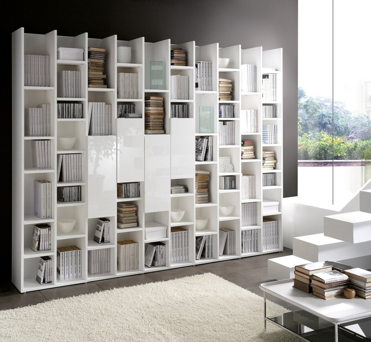 Современный стеллаж для книг