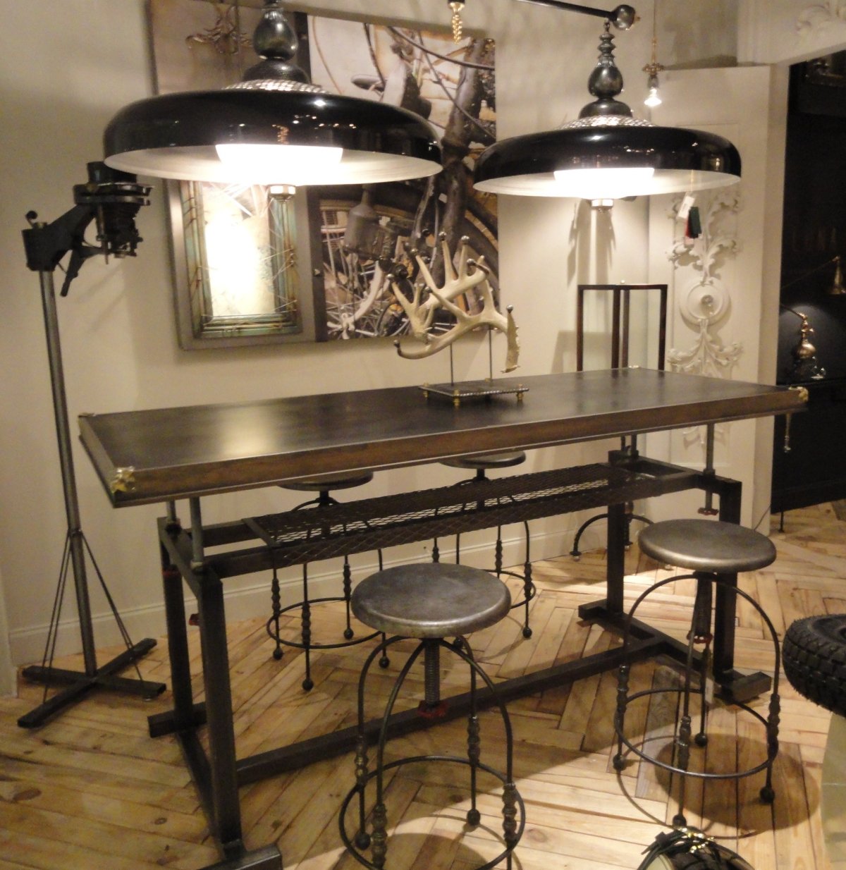 Металлические элементы в интерьере