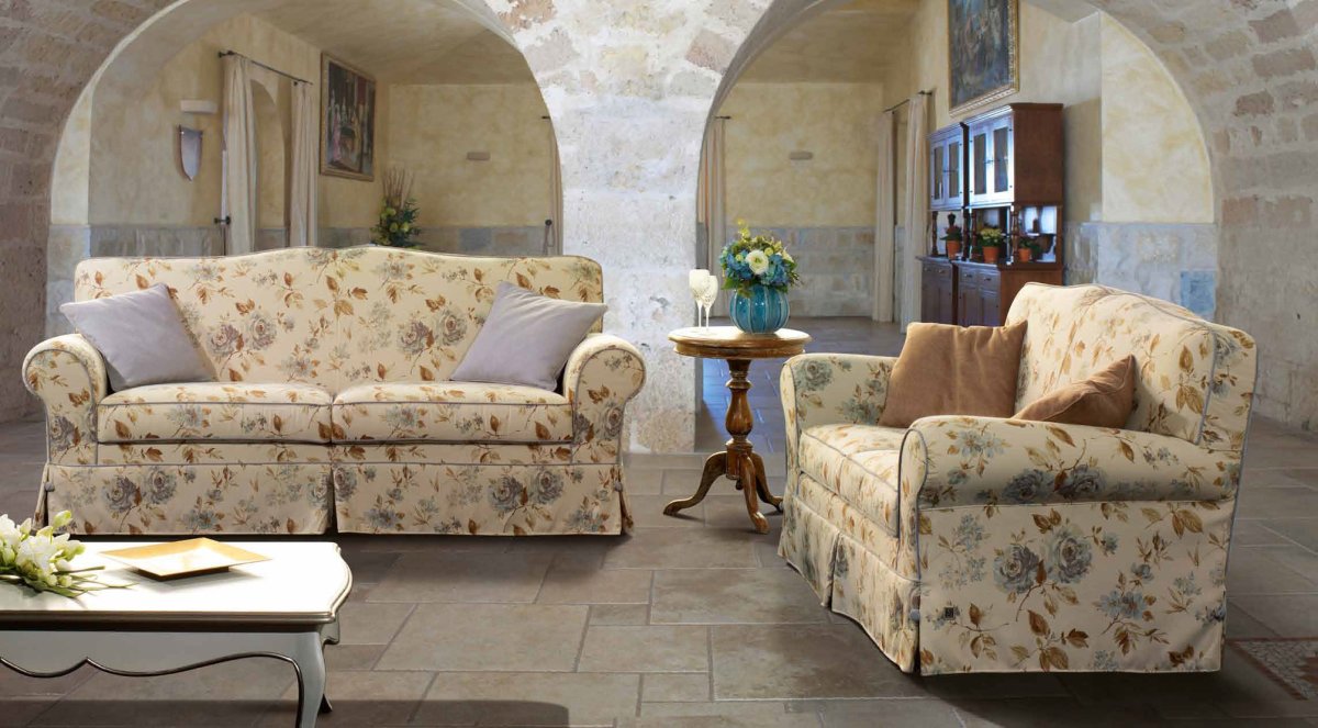 Итальянская мягкая мебель Hilton Country collection фабрики epoque treci Salotti
