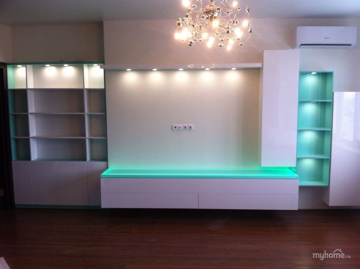 Стенка с неоновой подсветкой