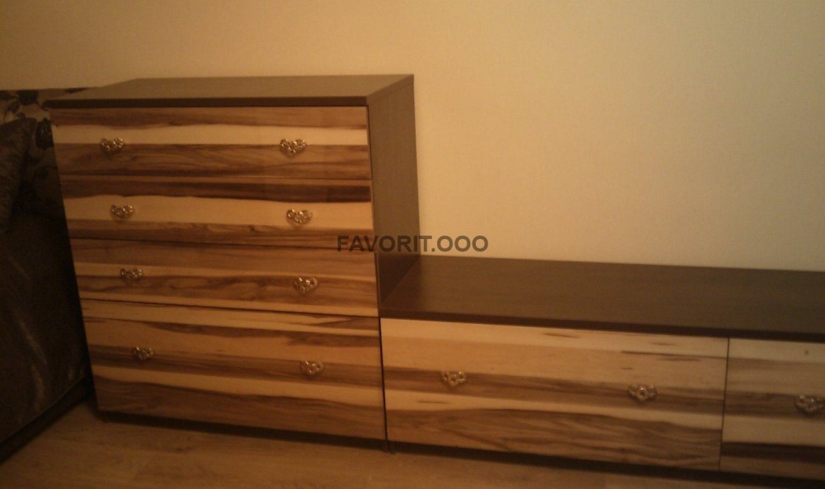 Тумба под ТВ шпон Макассар