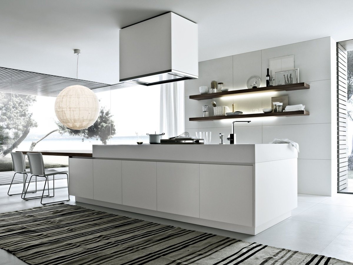 Кухня полиформ с вытяжкой