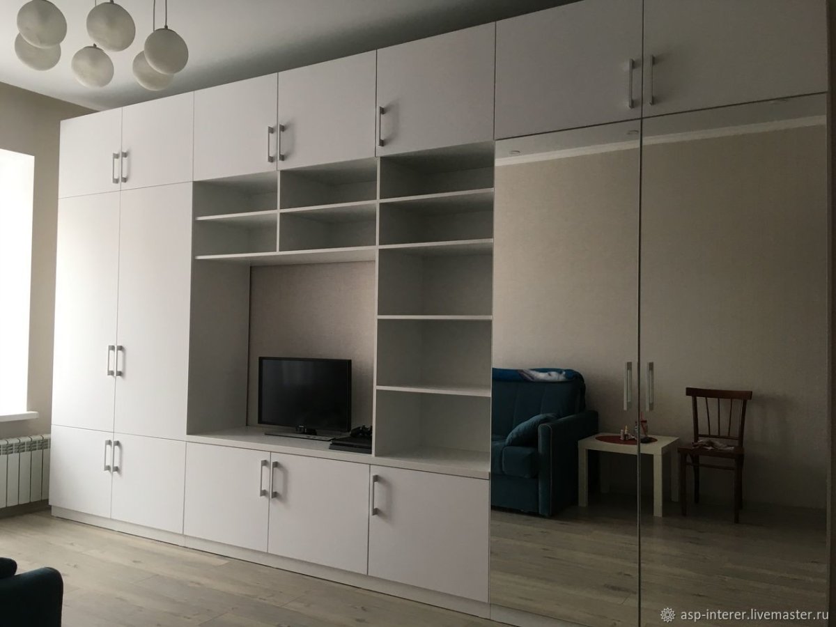 Белые шкафы для гостиной